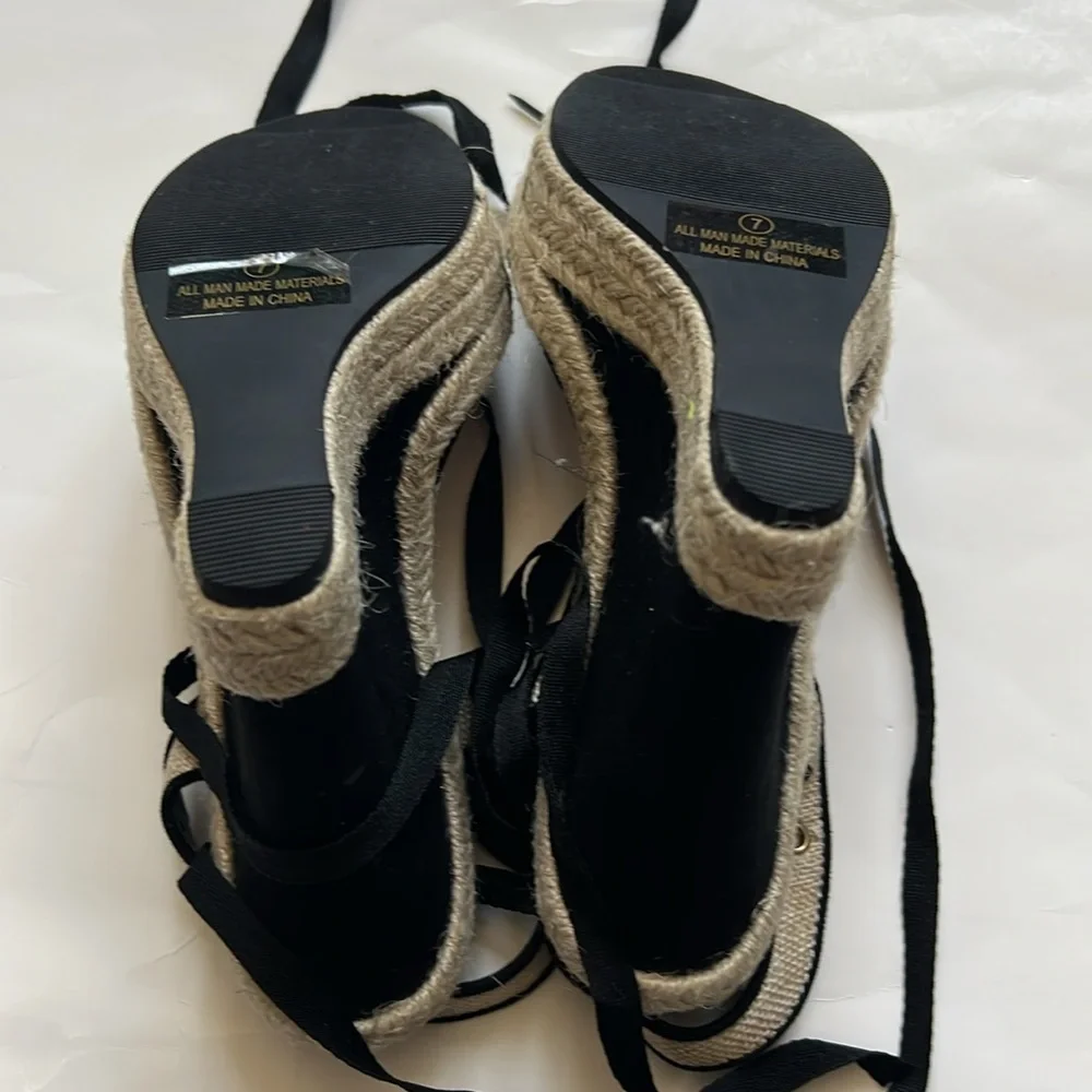 Fashion Nova Get On My Level Wedges - Black - Picture 12 of 15